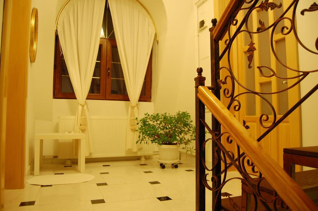 Boutique By