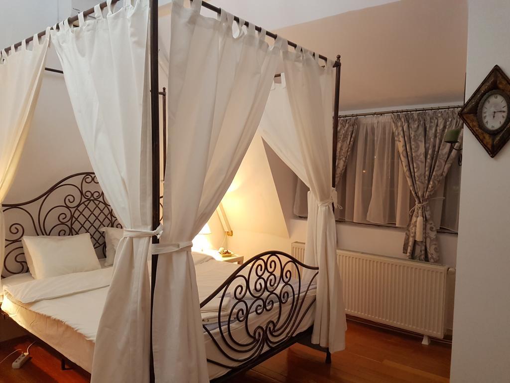 Boutique By Hotel Bucureşti