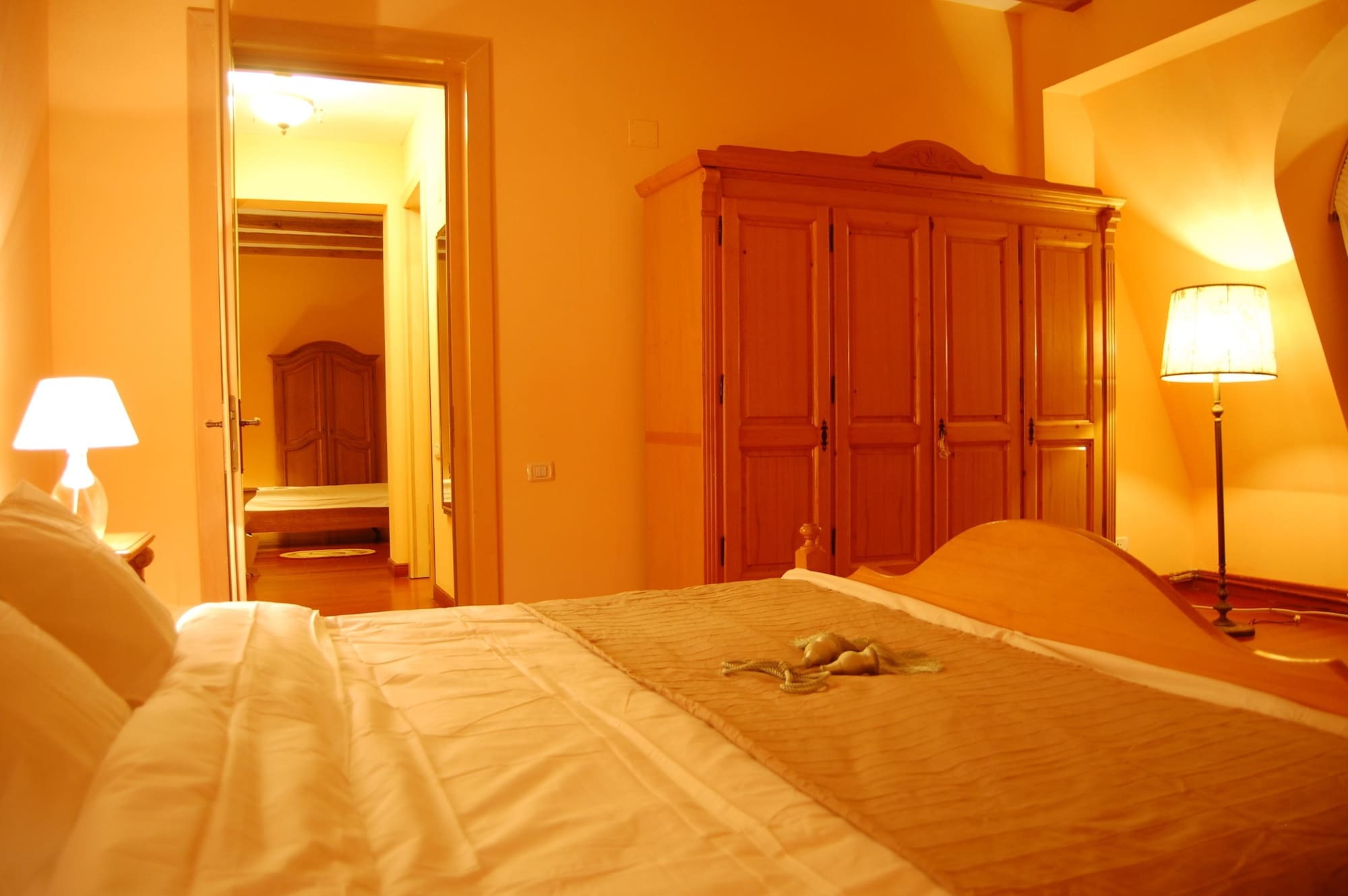 Boutique By 3*